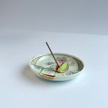Load image into Gallery viewer, Antique Imari Pink Flower & Bamboo Drawing Small Plate (Ko-zara) with Kintsugi Incense Holder - Tomomi Kamoshita