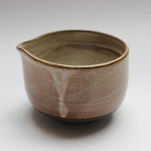 Load image into Gallery viewer, Matcha Bowl / Beige (RYU) - (ki:ts) x Kaoru Pottery
