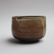 Load image into Gallery viewer, Matcha Bowl / Beige (RYU) - (ki:ts) x Kaoru Pottery
