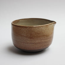 Load image into Gallery viewer, Matcha Bowl / Beige (RYU) - (ki:ts) x Kaoru Pottery