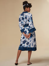 Load image into Gallery viewer, florence - blue / silk kimono robe - KAYLL