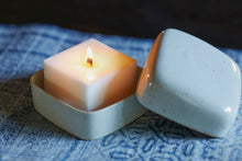 Load image into Gallery viewer, <moe> Vessel for Candle / Blue - Kurashi no Kaori