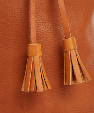 Load image into Gallery viewer, Drawstring Bag with 2 Way Shoulder Strap - L / Whisky - (ki:ts)