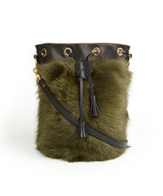 Load image into Gallery viewer, Drawstring Shearling Bag - L / Olive Shearling & Black - (ki:ts)
