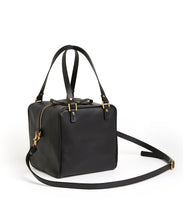 Load image into Gallery viewer, Cube Bag Hard - M / Black - (ki:ts)