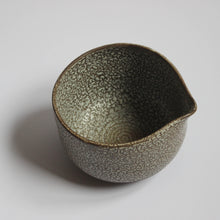 Load image into Gallery viewer, Matcha Bowl /  Grey (KAIRAGI) - (ki:ts) x Kaoru Pottery
