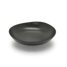 Load image into Gallery viewer, feuille Bowl / 27cm Matte Black - miyama x metaphys