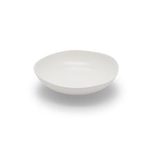 Load image into Gallery viewer, feuille Bowl / 21cm Matte White - miyama x metaphys