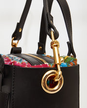 Load image into Gallery viewer, SQ Hand Bag with Pouch / Black - (ki:ts)