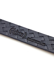Load image into Gallery viewer, Plait Emboss Narrow Belt / Navy - (ki:ts)