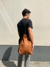 Load image into Gallery viewer, Tie Shopper - M / Whisky - (ki:ts)