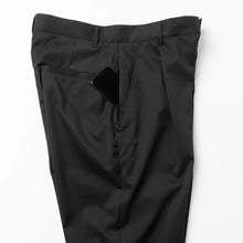 Load image into Gallery viewer, Tapered Cropped Trousers / Black - (ki:ts) x WWS