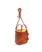 Load image into Gallery viewer, SQ Hand Bag with Pouch / Tan - (ki:ts)