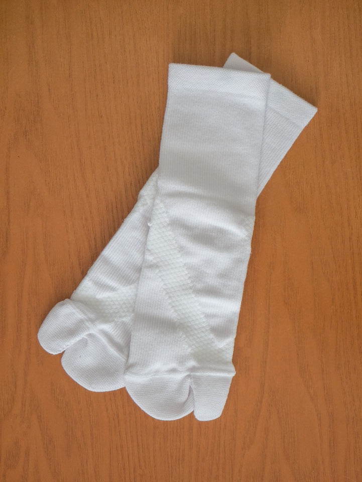 Crew Tabi Socks / White - Flexor