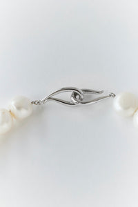 ELIZABETH - BAROQUE PEARL COLLAR / Silver - Margaret SMITH