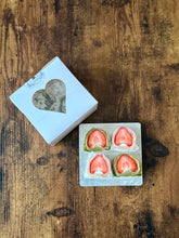 Load image into Gallery viewer, Fruit Mochi Daifuku Valentine&#39;s set