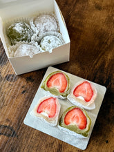 Load image into Gallery viewer, Fruit Mochi Daifuku Valentine&#39;s set