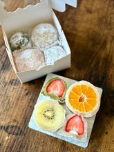 Load image into Gallery viewer, Fruit Mochi Daifuku Nanaka set