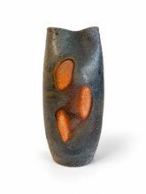 Load image into Gallery viewer, Gallery Shozan_vase_dark gray_front_h960