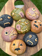 Load image into Gallery viewer, Matcha (ki:ts) 31 Monster Melon Pan - (ki:ts) x Gu Choki Pan