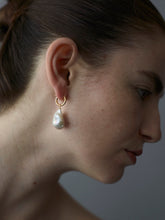 Load image into Gallery viewer, MERLE - ONE OF A KIND BAROQUE PEARL HOOPS / Gold - Margaret SMITH