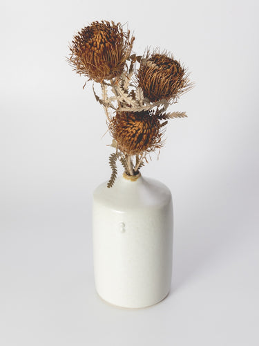 Rusty Edge Single Flower Vase_M_Otsuka Naoko_Kenichigama