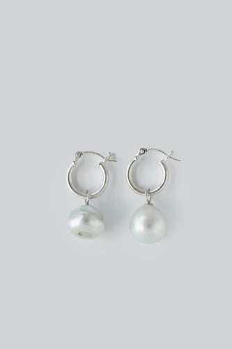 Ninette keshi pearl hoops