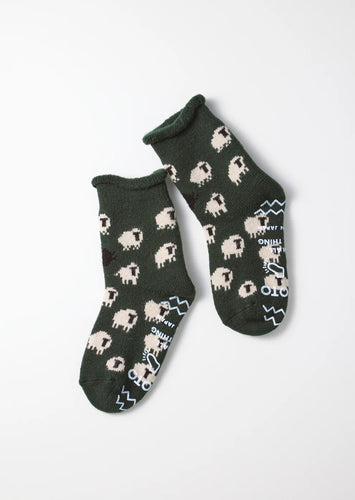 R1559_Pile Room Socks Sheep_D.Green
