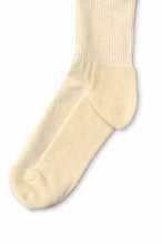 Load image into Gallery viewer, Retro Skater Pile Socks Inside Detail