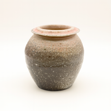 Load image into Gallery viewer, Shikamaru Takeshita_White porcelain jar_1288_A5_SQ1080