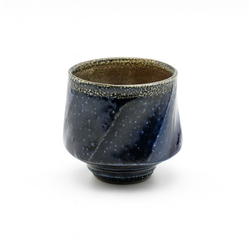 Tomoo Hamada_1241_No6_SQ1080_spiral-ridged tea cup