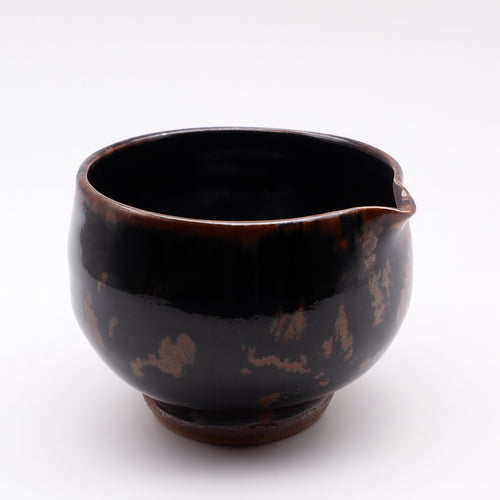 Tomoo Hamada_Black and persimmon glazed katakuchi matcha bowl_1276_3