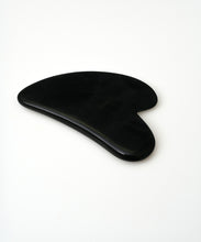 Load image into Gallery viewer, Kassa (Gua Sha) - Heart / Black Obisidian - (ki:ts)