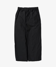 Load image into Gallery viewer, circular pants black back