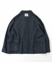 Load image into Gallery viewer, fireman coat houndstooth black_harris tweed_back_W916
