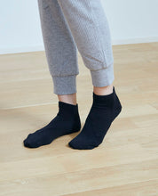 Load image into Gallery viewer, Ankle Socks / Black - Flexor