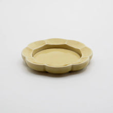 Load image into Gallery viewer, hibi flower seto tray yellow