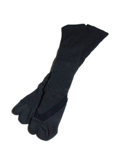 Load image into Gallery viewer, High Tabi Socks / Black - Flexor