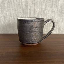 Load image into Gallery viewer, Iron Glaze Gold Mug Large - Kouungama