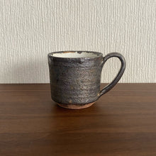 Load image into Gallery viewer, Iron Glaze Gold Mug Small - Kouungama