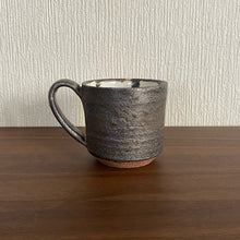 Load image into Gallery viewer, Iron Glaze Gold Mug Small - Kouungama