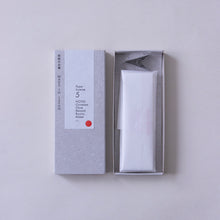Load image into Gallery viewer, Washi Incense / No 5 (Red - Smoky Comfort) - KUNJUDO