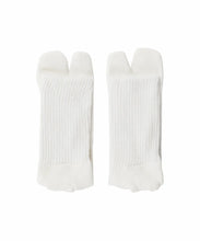 Load image into Gallery viewer, Tabi Socks / Ivory - Sillage