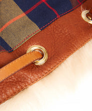 Load image into Gallery viewer, Tie Shopper - S / Biscuit Shearling &amp; Tan - (ki:ts)