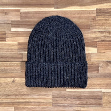 Load image into Gallery viewer, Baby Alpaca Ribbed Beanie / Charcoal - Yu-ito