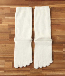 Smooth Silk Five Finger Room Socks / White - Yu-ito